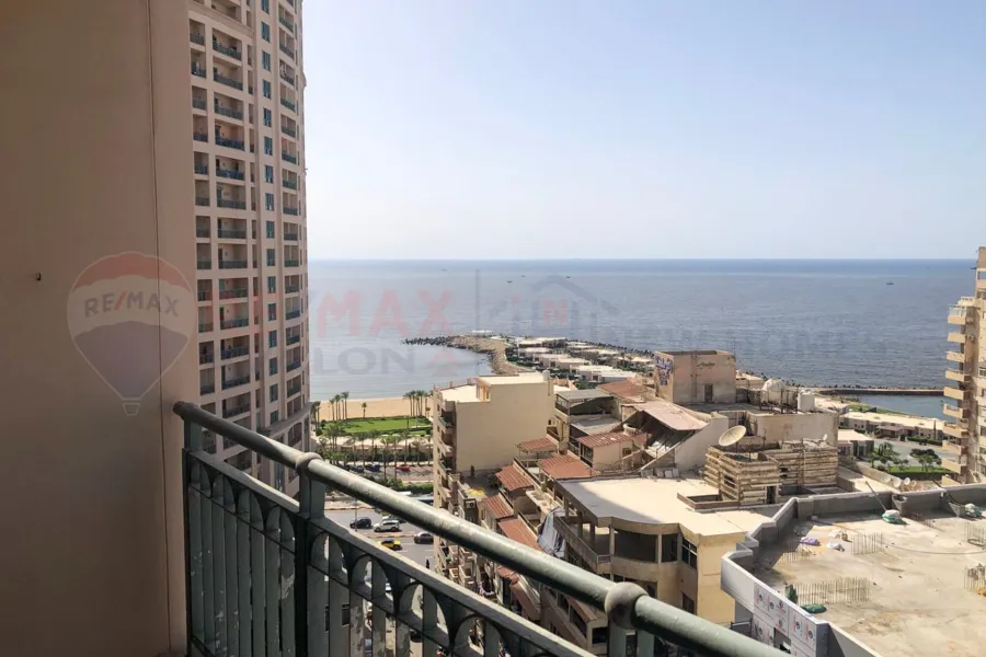 شقة للايجار المفروش 300 م سان ستيفانو ( الفور سيزون )