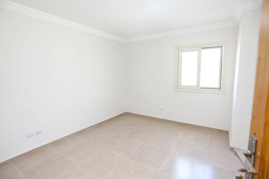 Administrative Unit for rent 275 m Smouha (Green Towers)