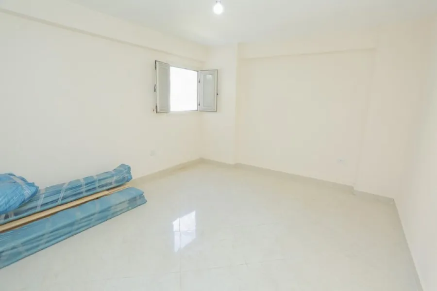 شقة للبيع 275م جليم -بين الترام والبحر