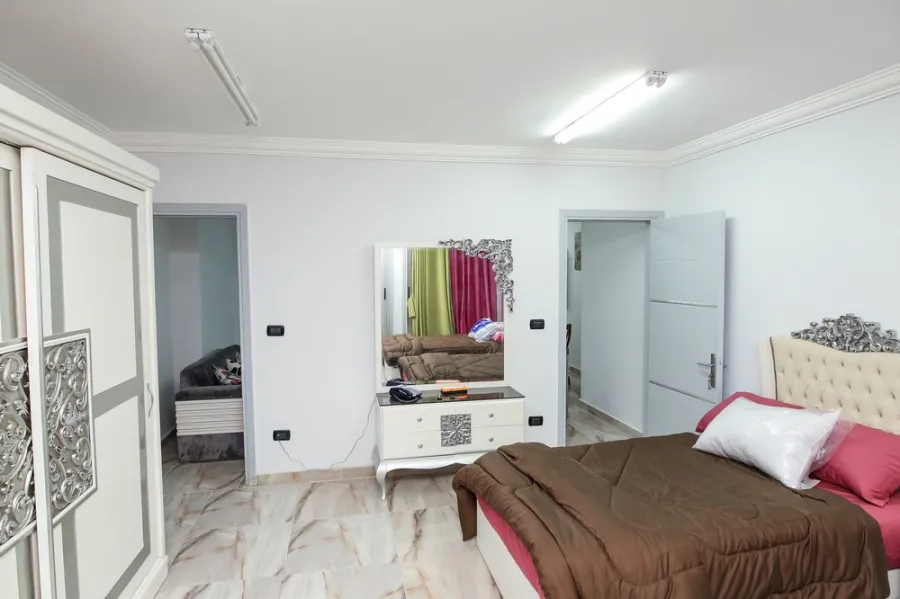 ميزان للإيجار457م لوران ( ش سرهانك )