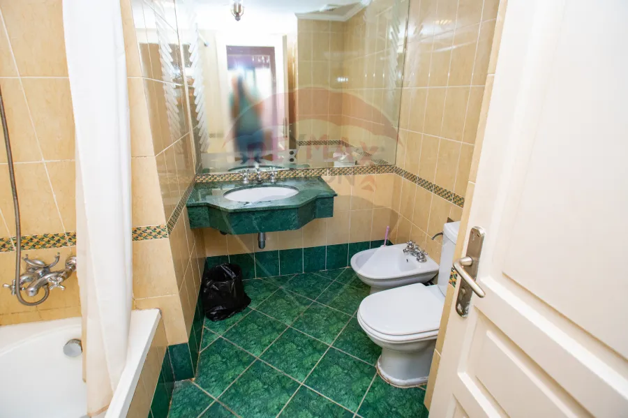 Furnished apartment for daily rent 267 m San stefano (Four seasons)