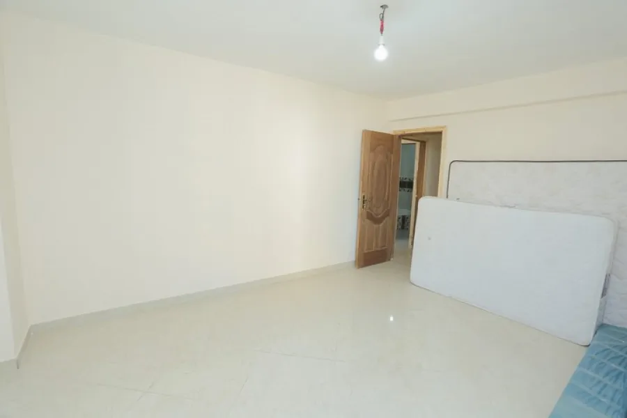 شقة للبيع 275م جليم -بين الترام والبحر