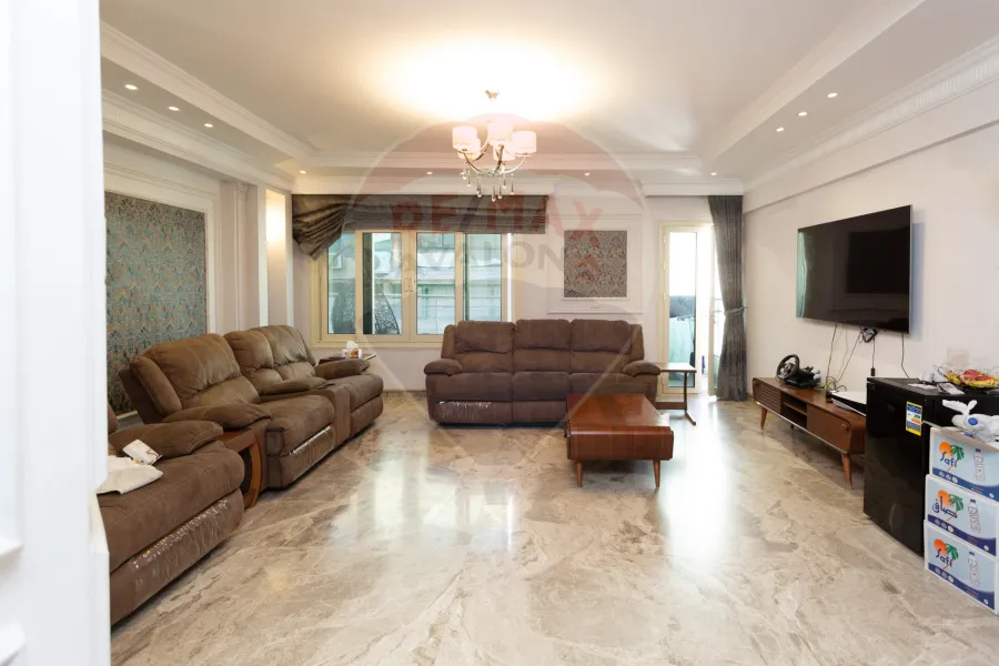 Duplex Apartment for sale 330 m Louran