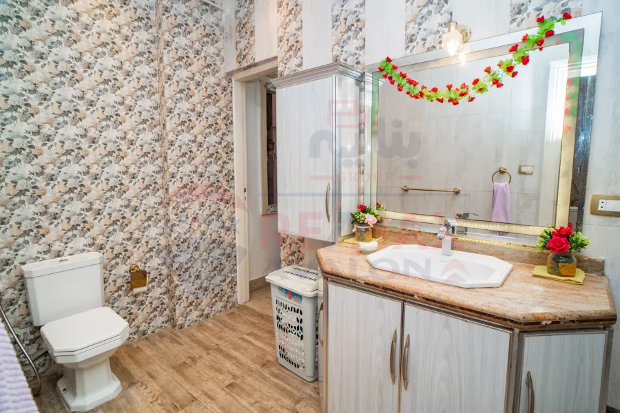 Apartment For Sale 215 m Kafr Abdo (Behind Qardahi Palace)