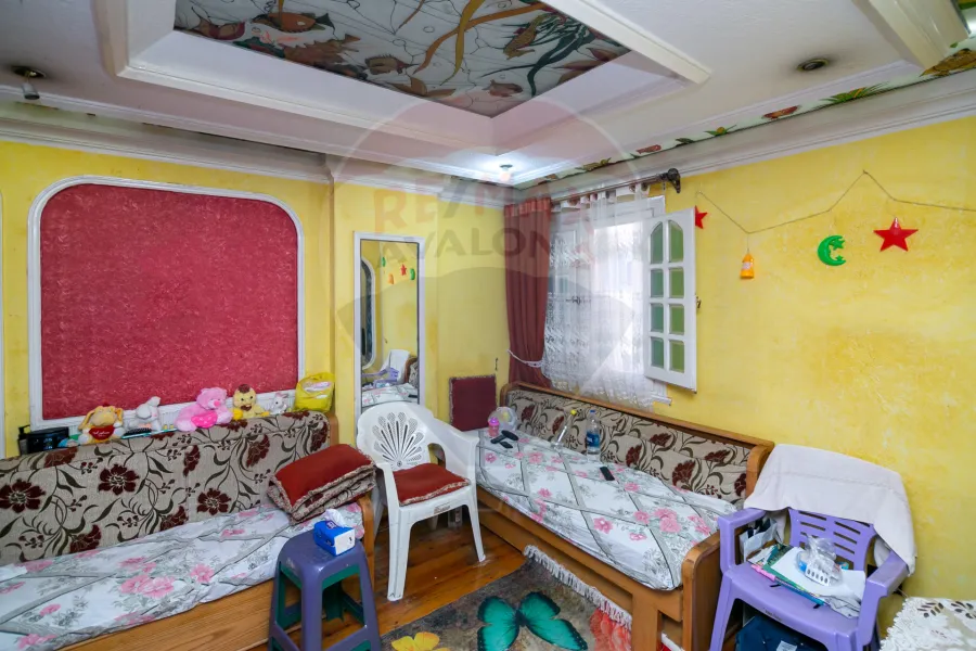 Apartment for sale 250 m Al-Sa'aa (Awlyaa elrahman st.)