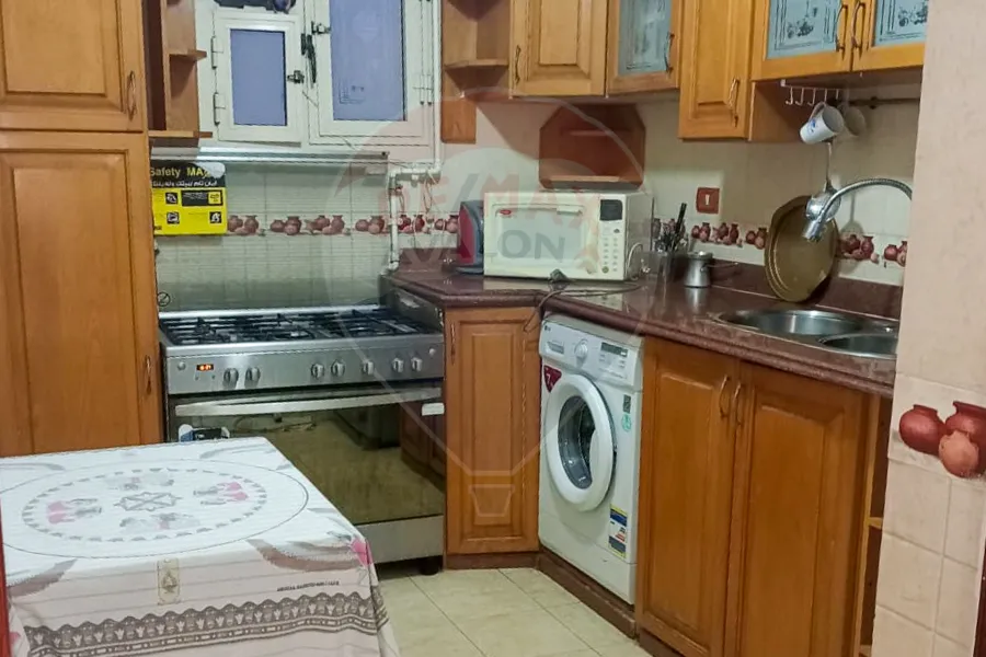 شقة للبيع 150 م السيوف (ش جميلة بو حريد الرئيسي)