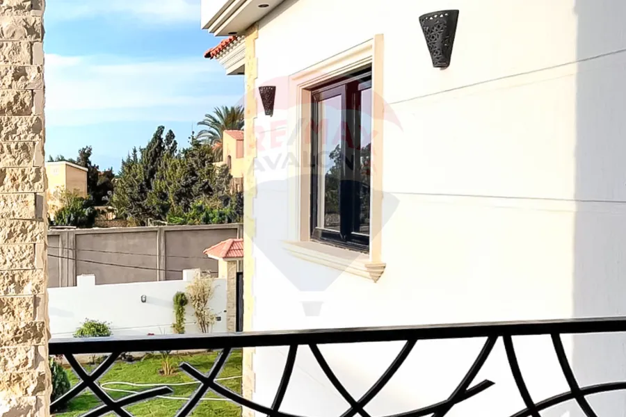 فيلا للبيع 750 م كينج مريوط (خلف واحه خطاب)