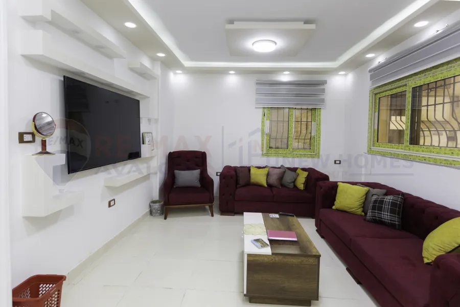 شقة للبيع 100 م سموحة (تعاونيات سموحة)