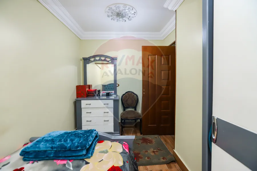 شقة للبيع 180م جناكليس (ش محمد سعيد باشا)