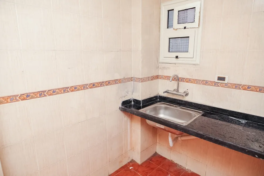 شقة للبيع 86م كفر عبده (ش مكة)