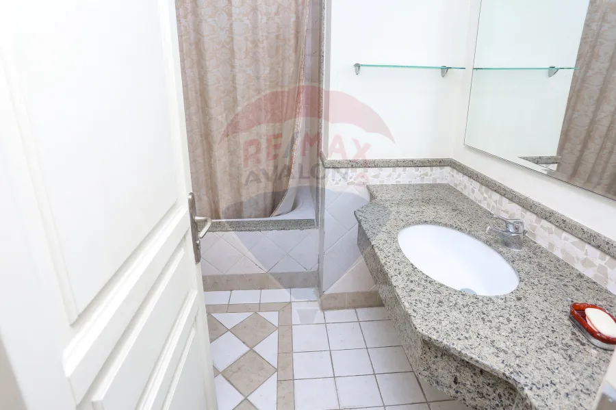 Apartment for Sale 275 m San Stefano (Foursesons)