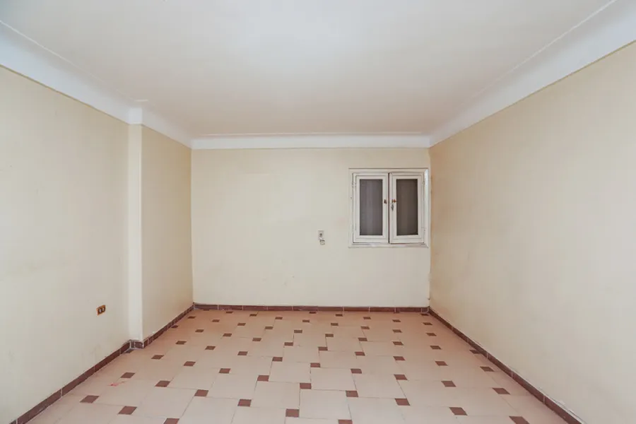 شقة للبيع 175م سيدي بشر (متفرع من العيسوى)