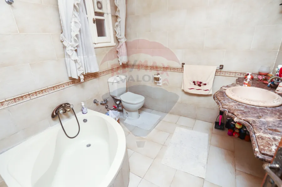 Apartment for sale 305 m Smouha (Kamal Eldin Salah st.)