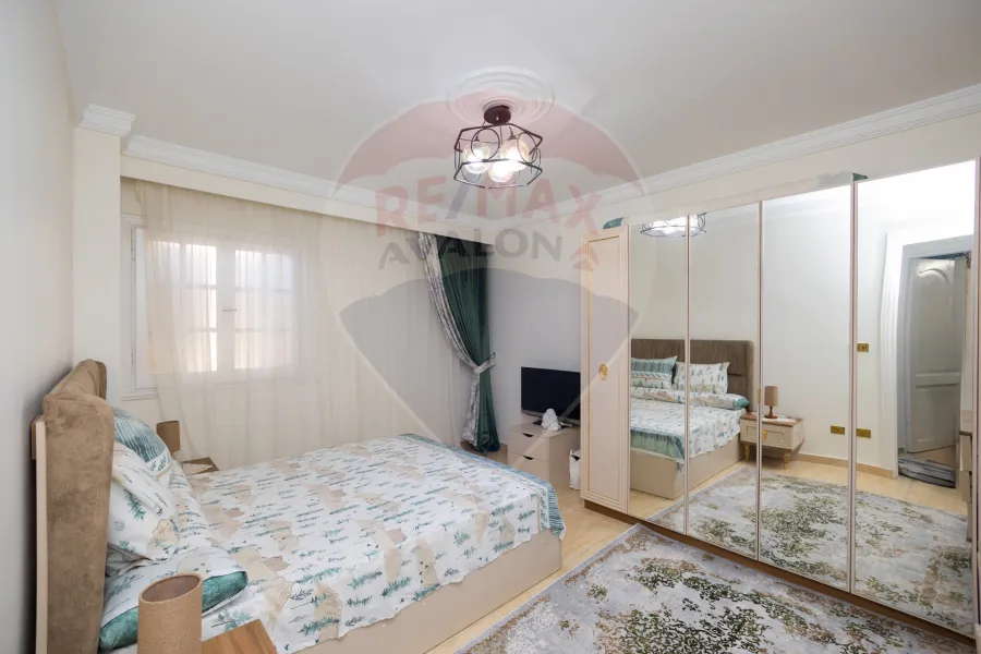 شقه للبيع  140 م سيدي بشر (تاني نمره من البحر )