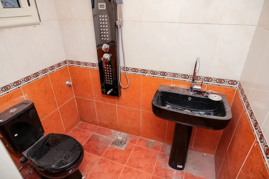 شقة للبيع 86م كفر عبده (ش مكة)