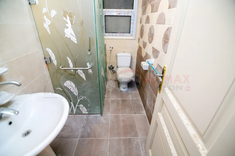 Apartment for sale 150 m Saba Pasha (branched from El Geish Road)