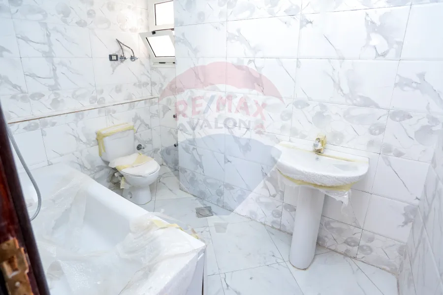 Apartment For Sale 293 m Louran (Sharawy st, directly on the teram - Continaental Towers)