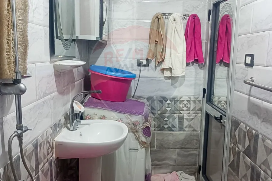 Apartment for sale 125 m Sidi Bishr (Malak Hefny main st.)