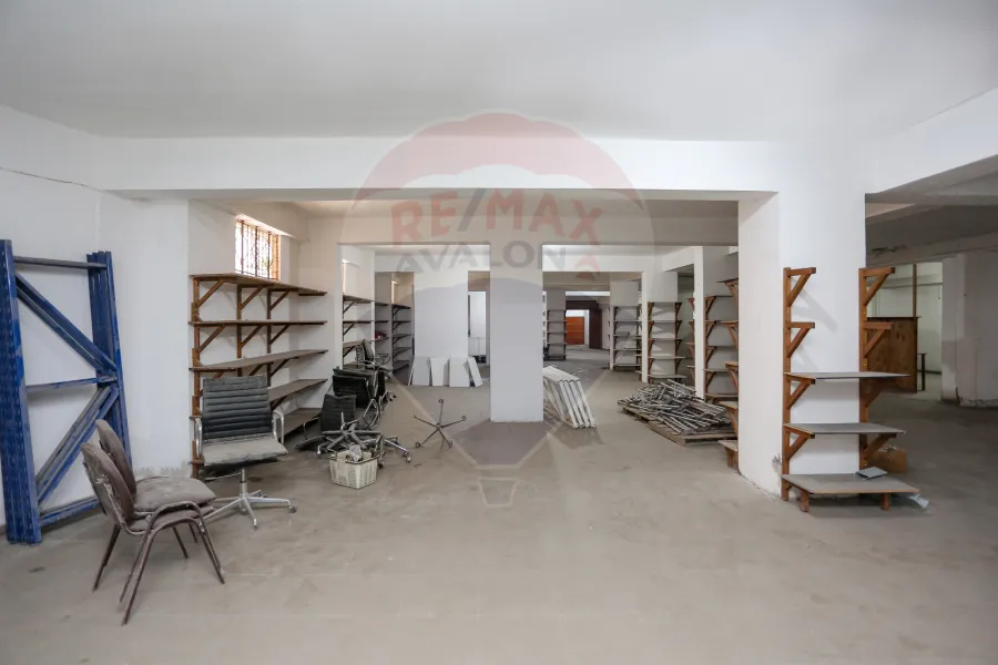 Administrative unit for rent 1,200 m ELMatar (Nozha Airport Road)