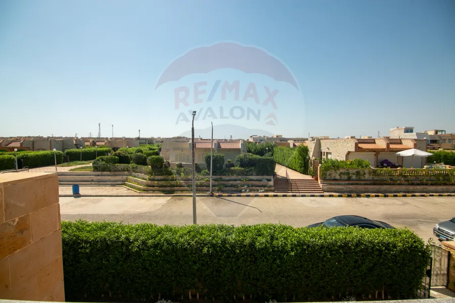 Stand-alone villa for sale (Al-Fayrouzah) 600 m