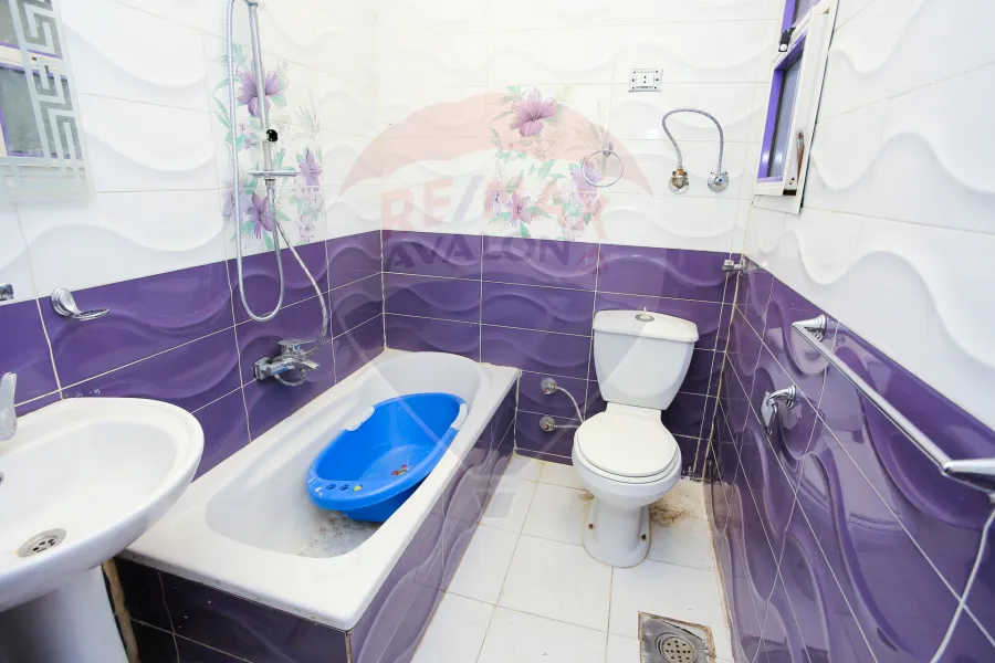 شقة للبيع 110 م المندرة (ثاني نمرة من البحر)