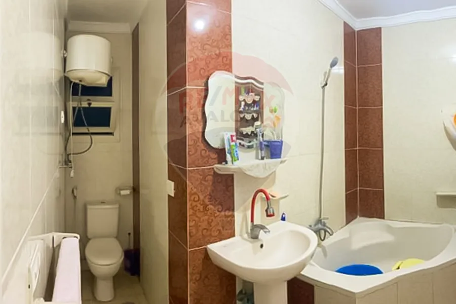 شقة للبيع 140 م ميامي (متفرع من ش اسكندر ابراهيم)