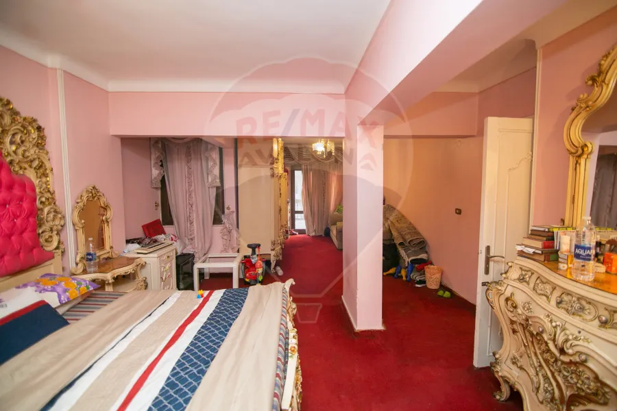 Apartment for sale 289 m Kafr Abdo (Khalil El Khayat St.)