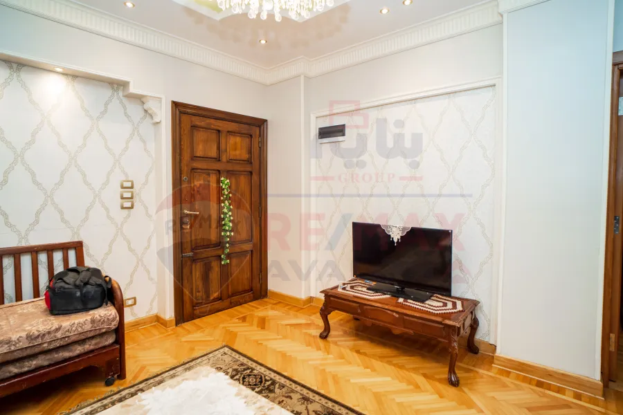 Apartment For Sale 215 m Kafr Abdo (Behind Qardahi Palace)