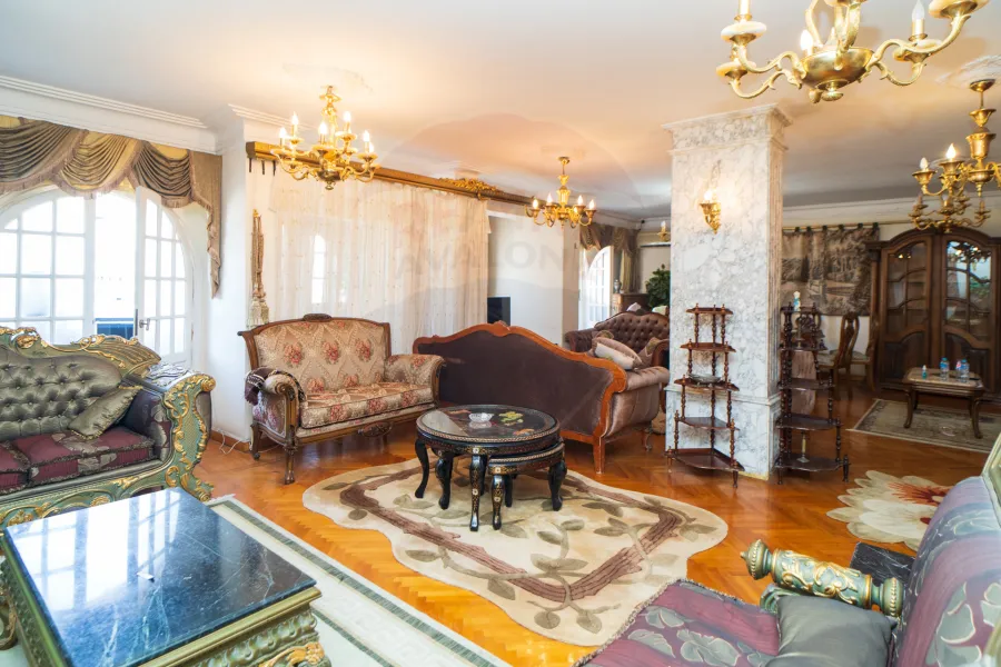 Apartment for sale 243 m Sidi Gaber (Steps from the Army Forces Hospital)