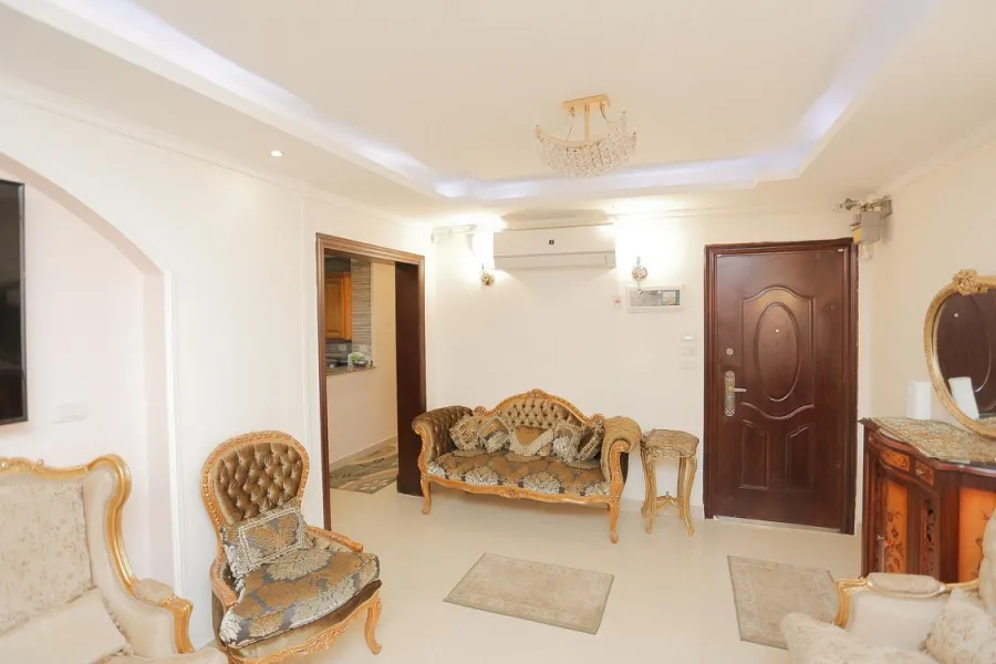 شقة للبيع 140م سيدي جابر (متفرع من ش المشير)