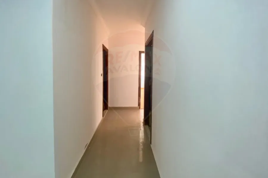 شقة للبيع 264 م جليم (ش رسمي باشا)