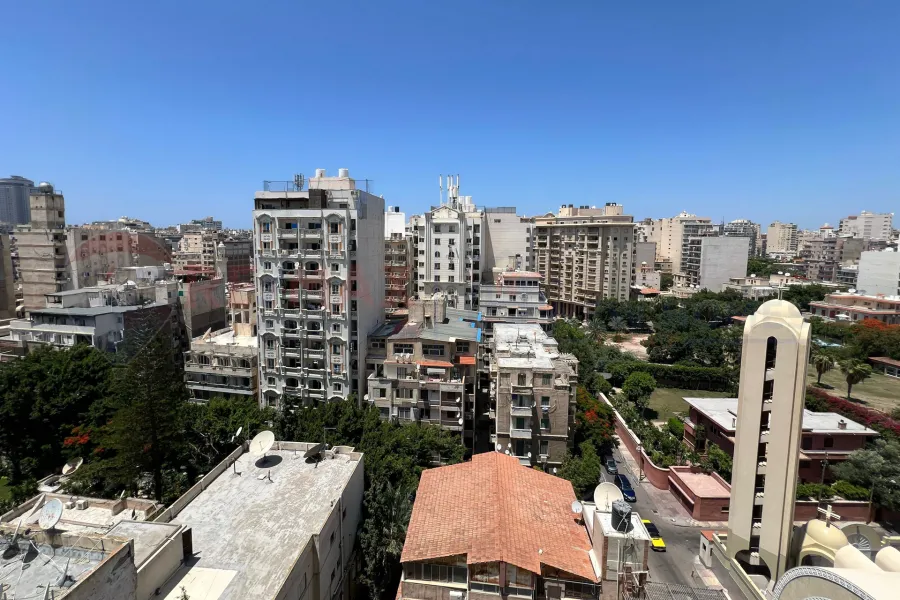 شقة للإيجار 170 م كفر عبده (ميدان سانت جيني)