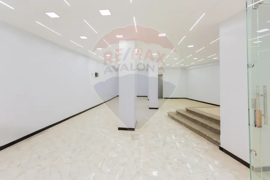 Shop for sale 110 m Smouha (branched from 50th st.)