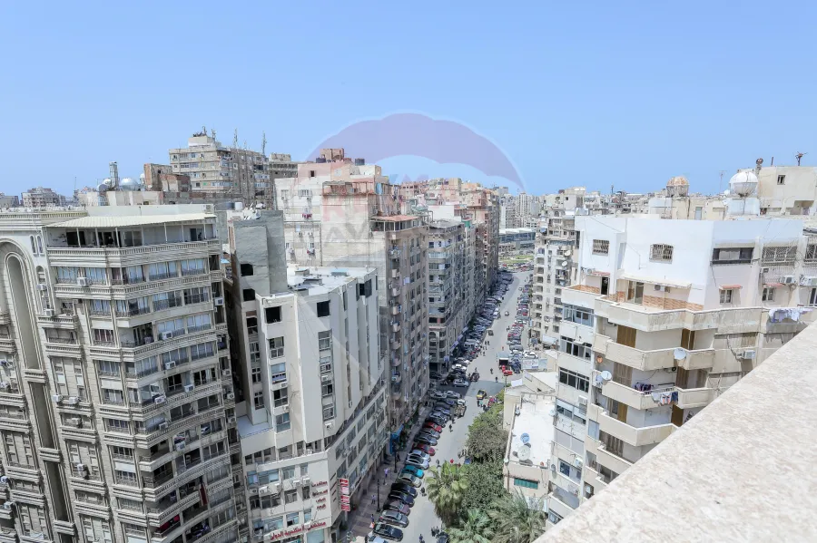 شقة للبيع 450م سموحة (خطوات من ش فوزى معاذ ونادى سموحة- عمارة عنانى)