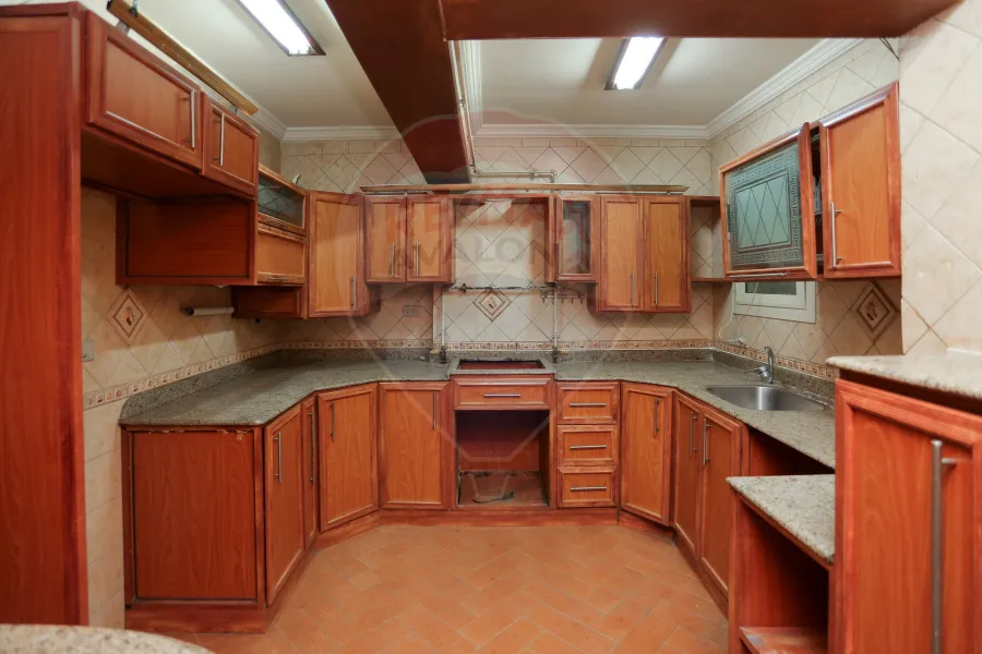 Apartment for sale 270 m Smouha (Fawzy Moaz St directly)