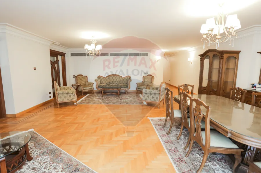 شقة للإيجار المفروش 345 م زيزينيا (أمام قصرالمجوهرات)