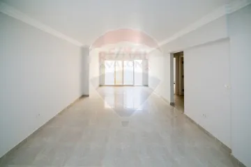 شقة للبيع 139 م سموحة (جراند فيو)