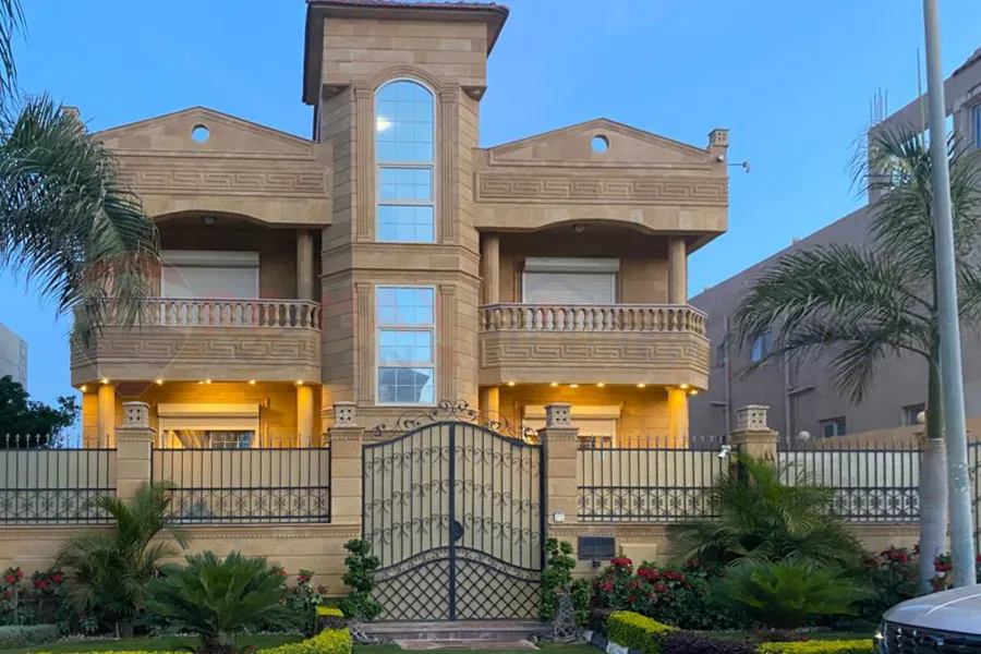 فيلا للبيع (كومباوند لافيدا) البستان 6 اكتوبر 600 م