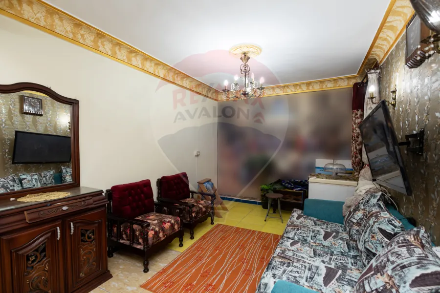 شقة  للبيع 200 م العصافرة (علي البحر مباشرة)