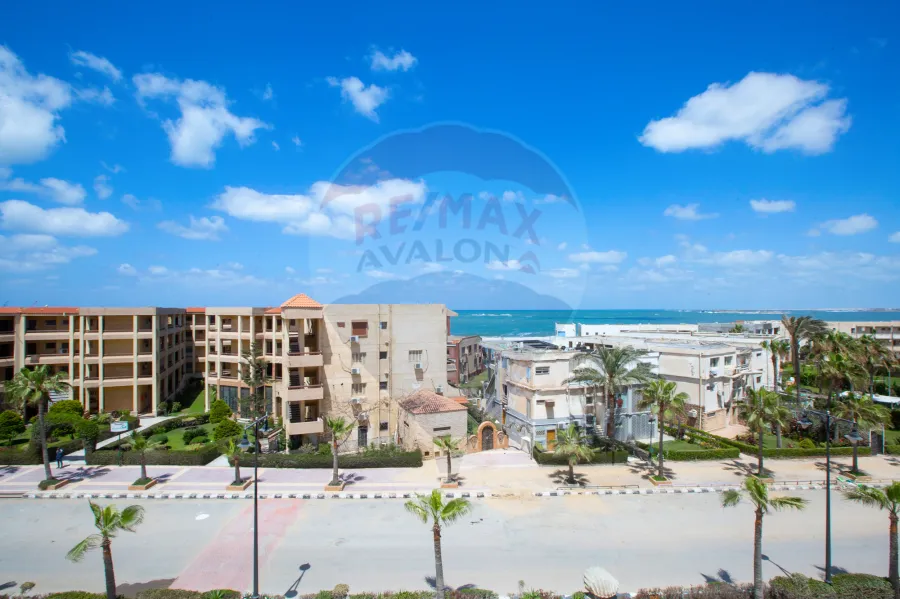 شقة دوبليكس للبيع 120 م المعمورة الشاطيء (شارع يوسف السباعى)