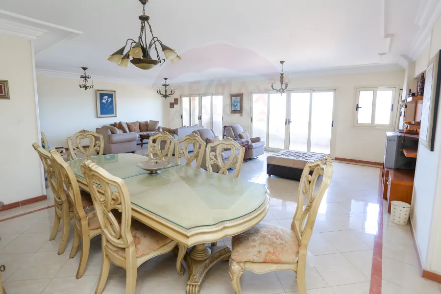 Apartment for Sale 300 m Gleem (Directly on Sea)