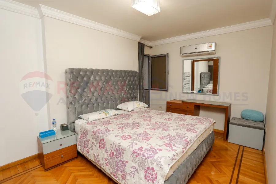 Furnished apartment for annual rent 252 m Gleem ( directly on the sea - brand building )