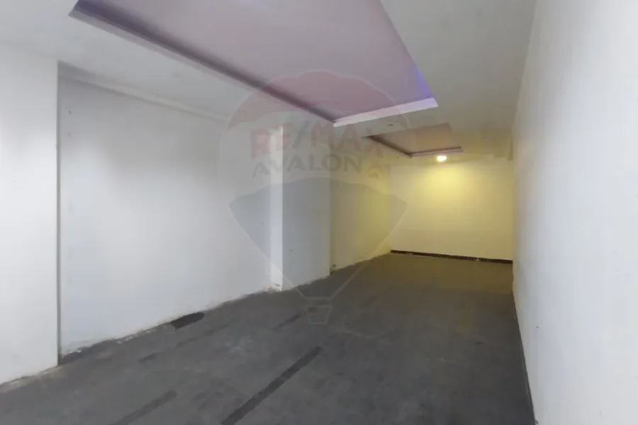 محل + ميزان للايجار 220 م مصطفي كامل (شارع مصطفي كامل)