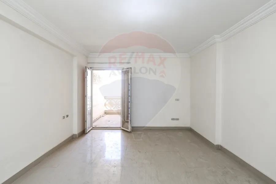 شقة للإيجار 170 م سموحة (دوران فيكتور عمانويل)