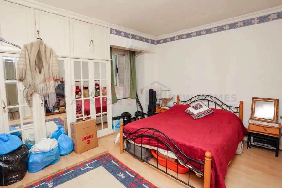 Duplex apartment for sale 400 m Roushdy (branched from Syria st.)