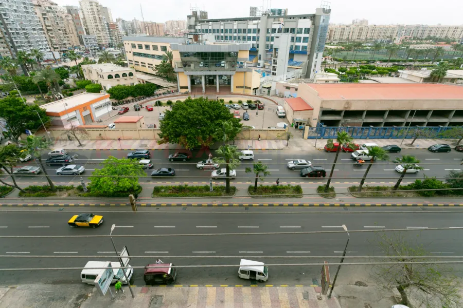 شقة للبيع 95 م سموحة ( ابراج القطن )