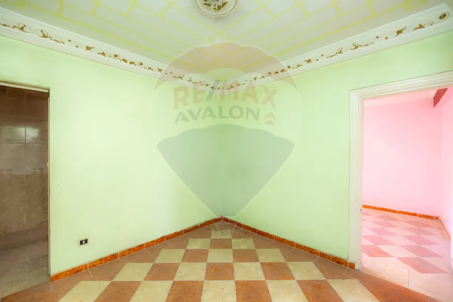 Apartment for sale in Victoria (steps from Abdel Salam Aref St. - and Taiba Hospital)