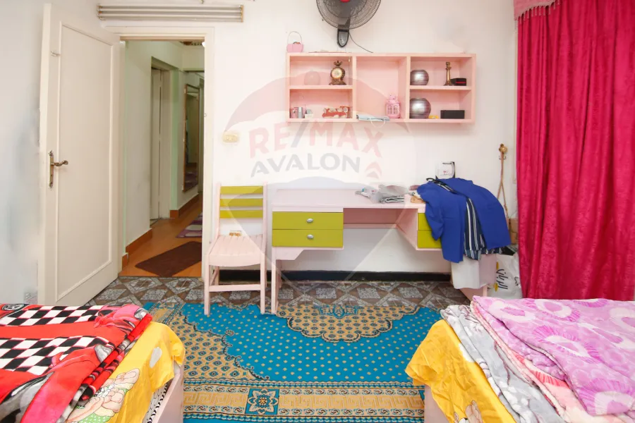 شقة للبيع 130 م سبورتنج (ش بورسعيد)