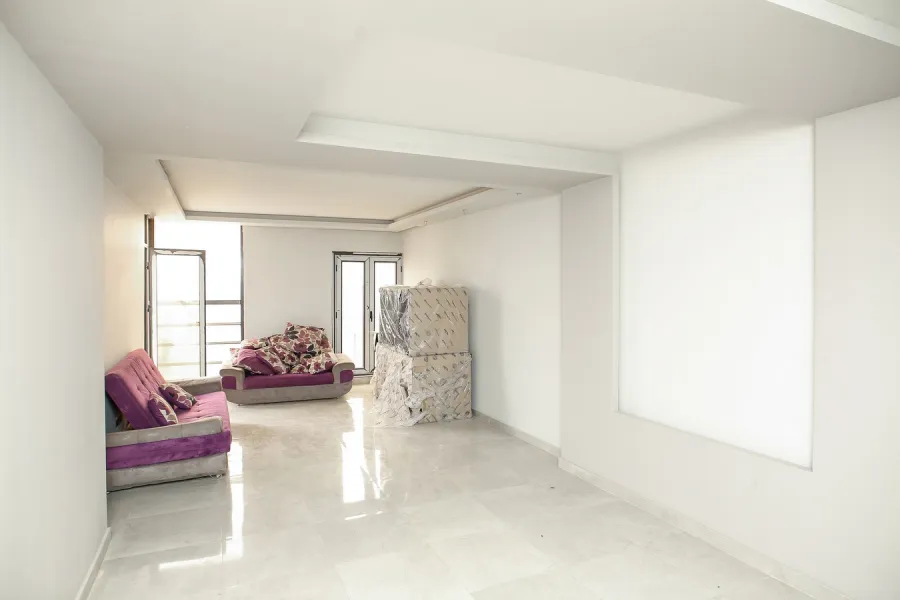 شقة للإيجار175م سموحة (ش ذكي رجب)