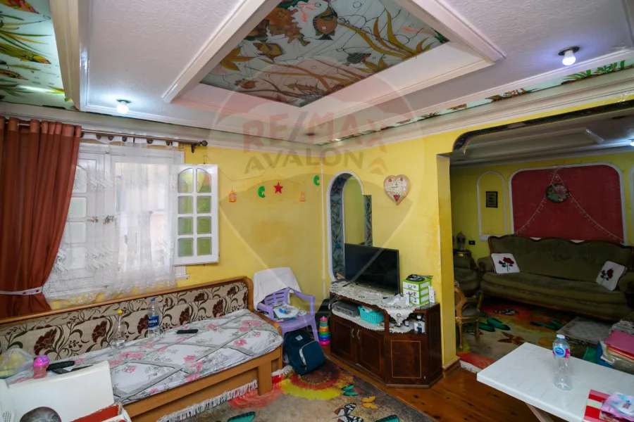 Apartment for sale 250 m Al-Sa'aa (Awlyaa elrahman st.)